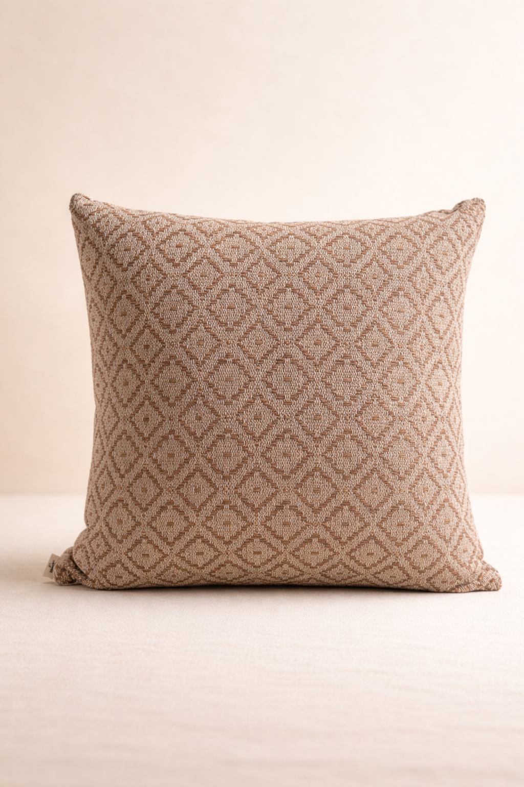Almofada Decorativa bege– Conforto e Sofisticação