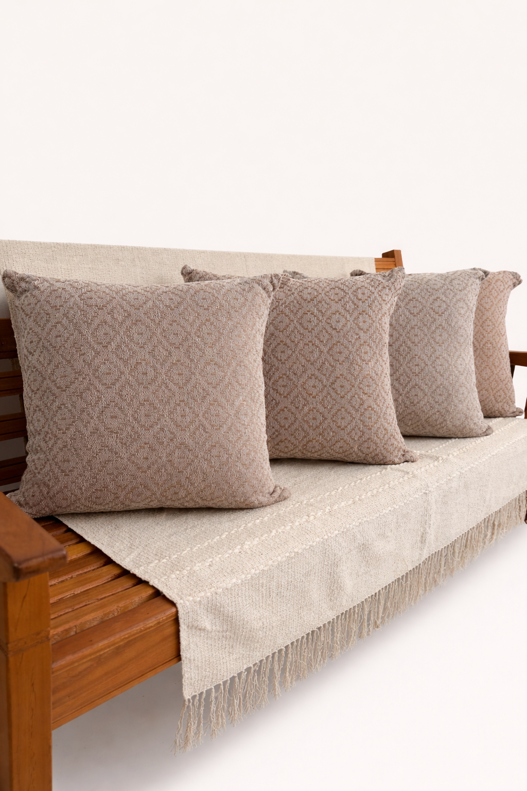 Almofada Decorativa bege– Conforto e Sofisticação